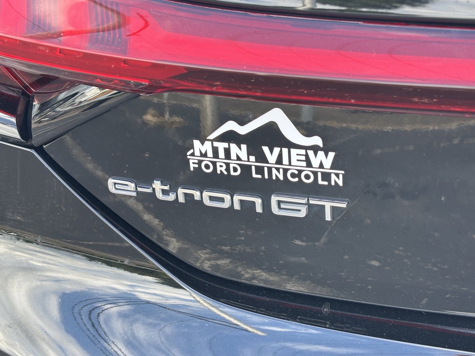 Used 2022 Audi e-tron GT Premium Plus image 14