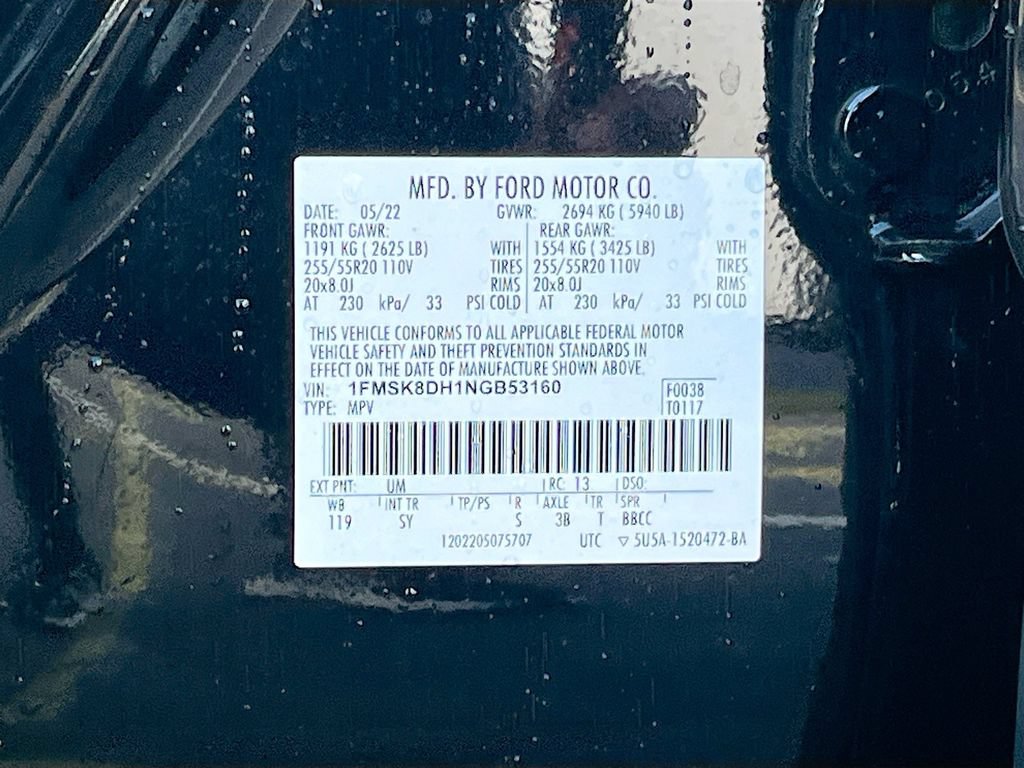 Used 2022 Ford Explorer XLT w/ Equipment Group 202A AWD/4WD image 31