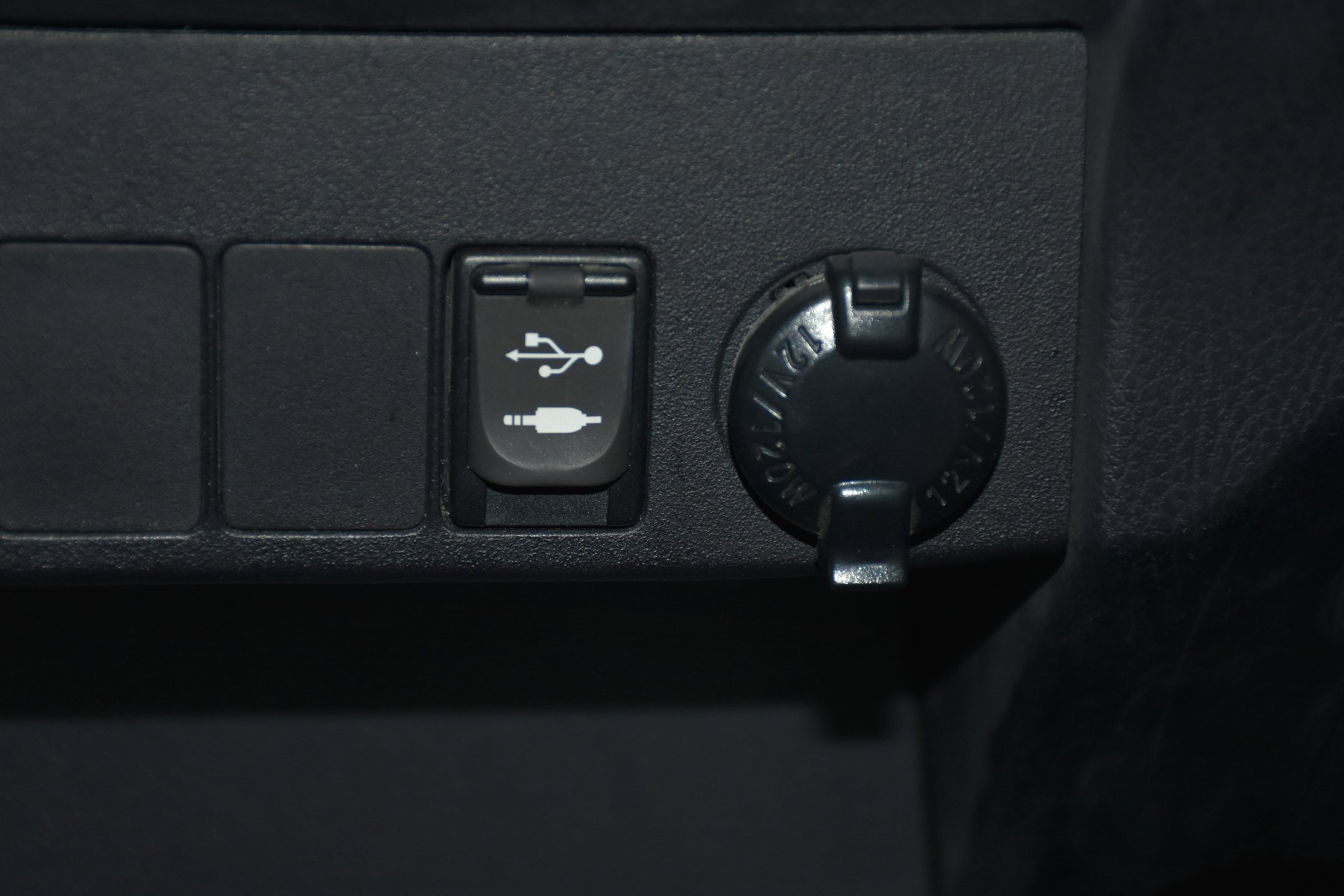 Used 2014 Toyota RAV4 LE AWD/4WD image 20