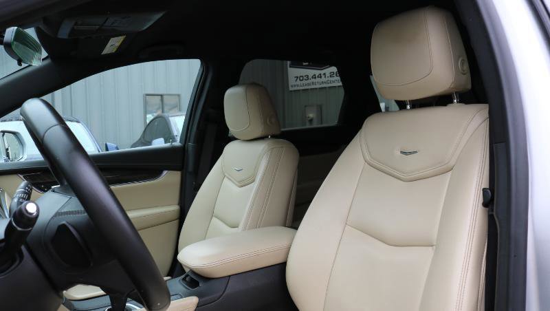Used 2017 Cadillac XT5 FWD image 10