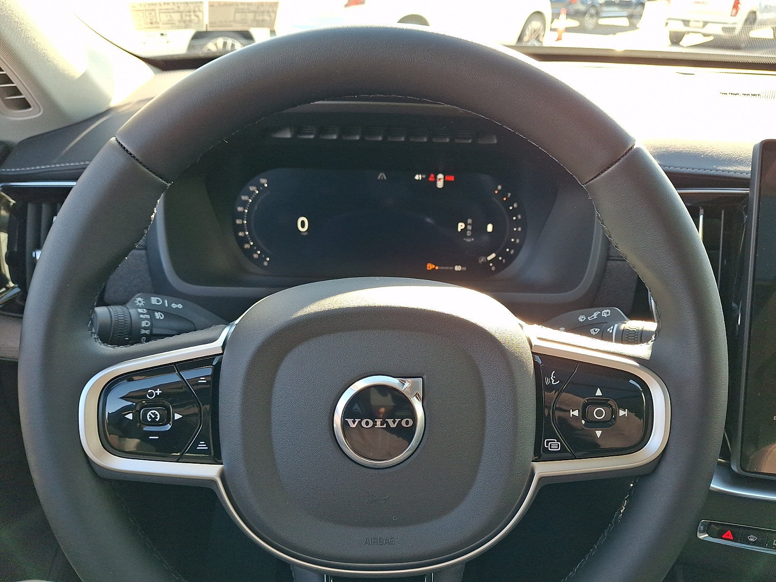 New 2026 Volvo XC90 B5 Plus w/ Protection Package Premier AWD/4WD image 19