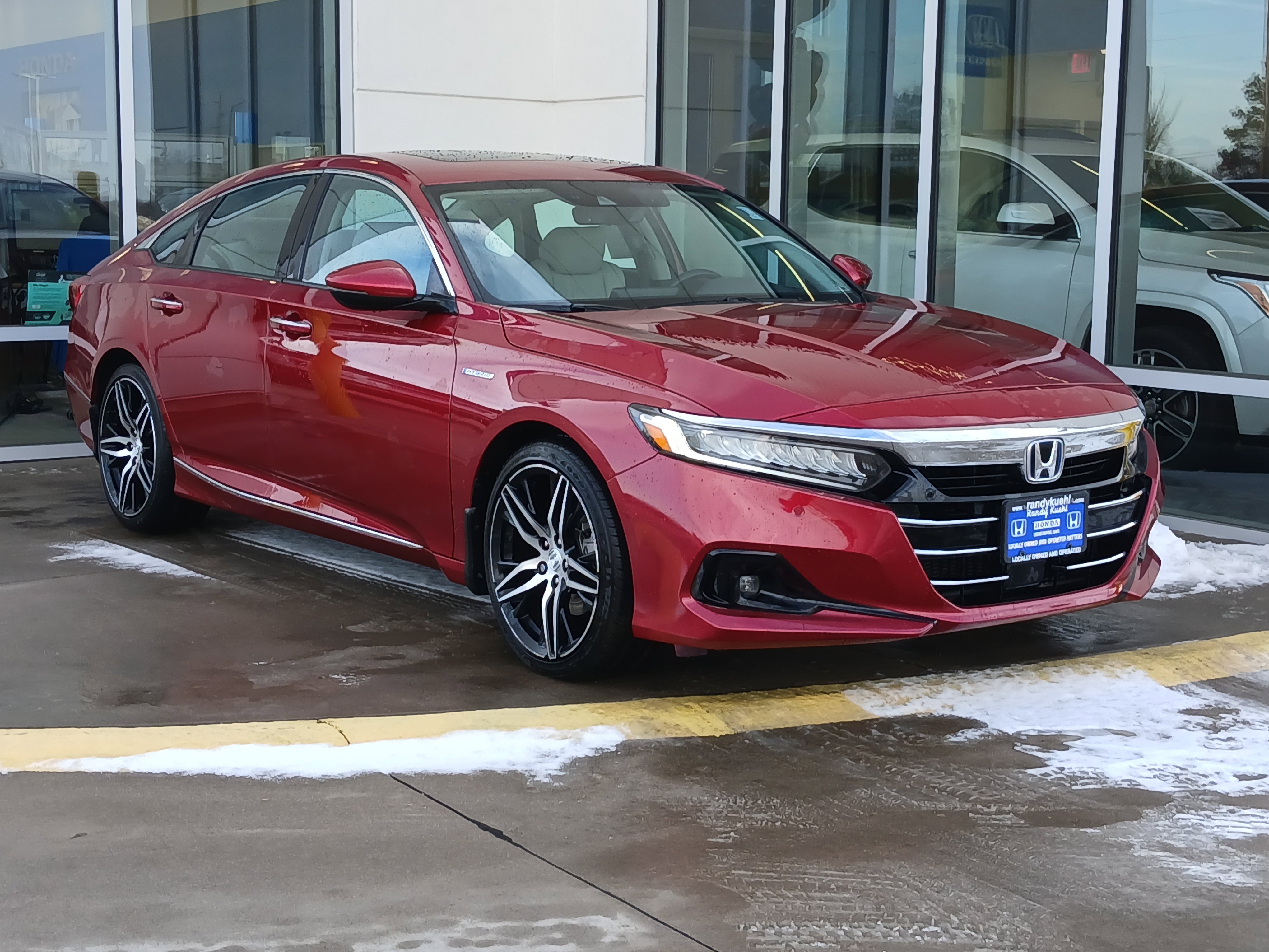 Used 2021 Honda Accord Touring image 5