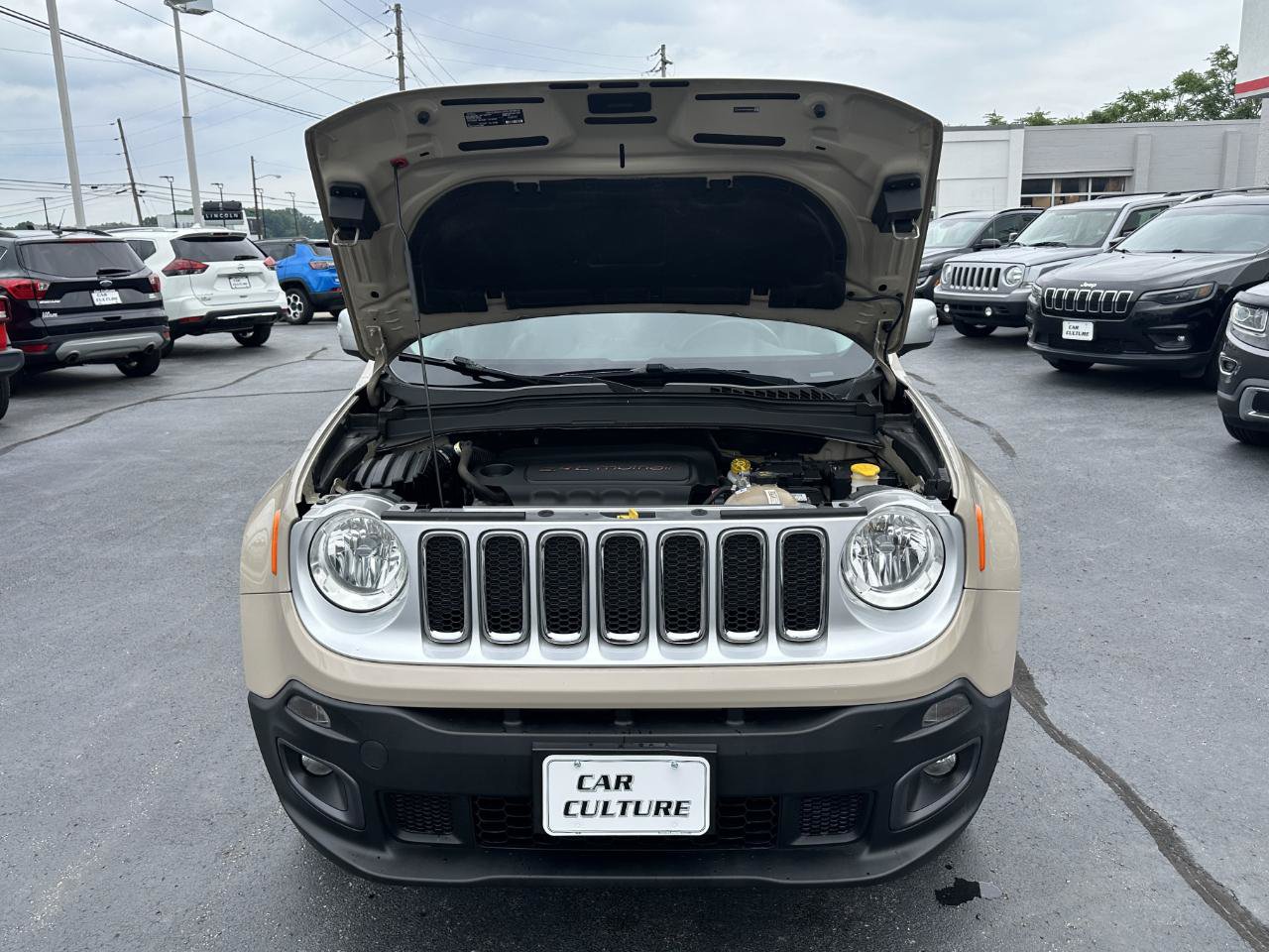 Used 2015 Jeep Renegade Limited AWD/4WD image 18