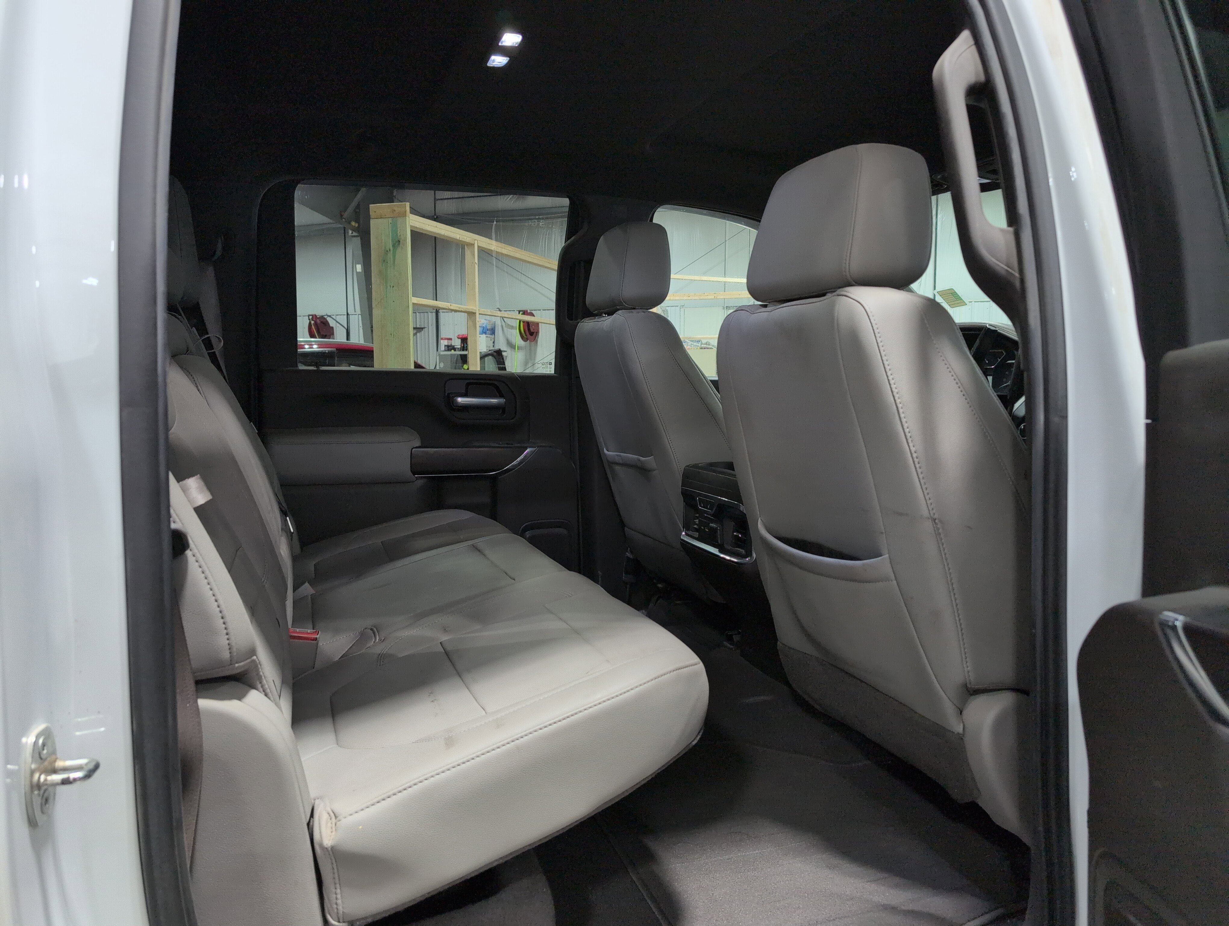 Used 2021 GMC Sierra 2500 SLT w/ SLT Premium Package AWD/4WD image 11