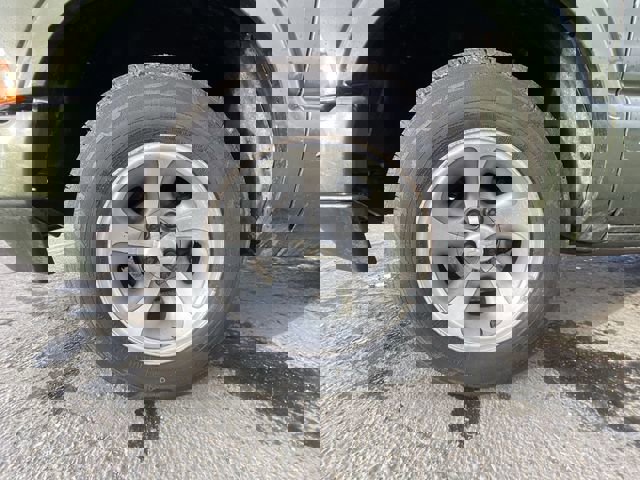 Used 2001 Chevrolet S10 Pickup LS w/ Preferred Equipment Group image 10