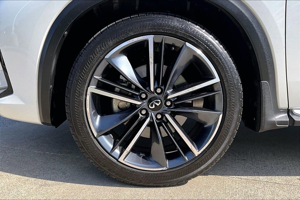 Certified 2024 INFINITI QX55 Luxe w/ Cargo Package AWD/4WD image 10