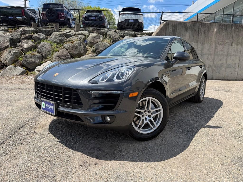 Used 2017 Porsche Macan AWD/4WD video 1