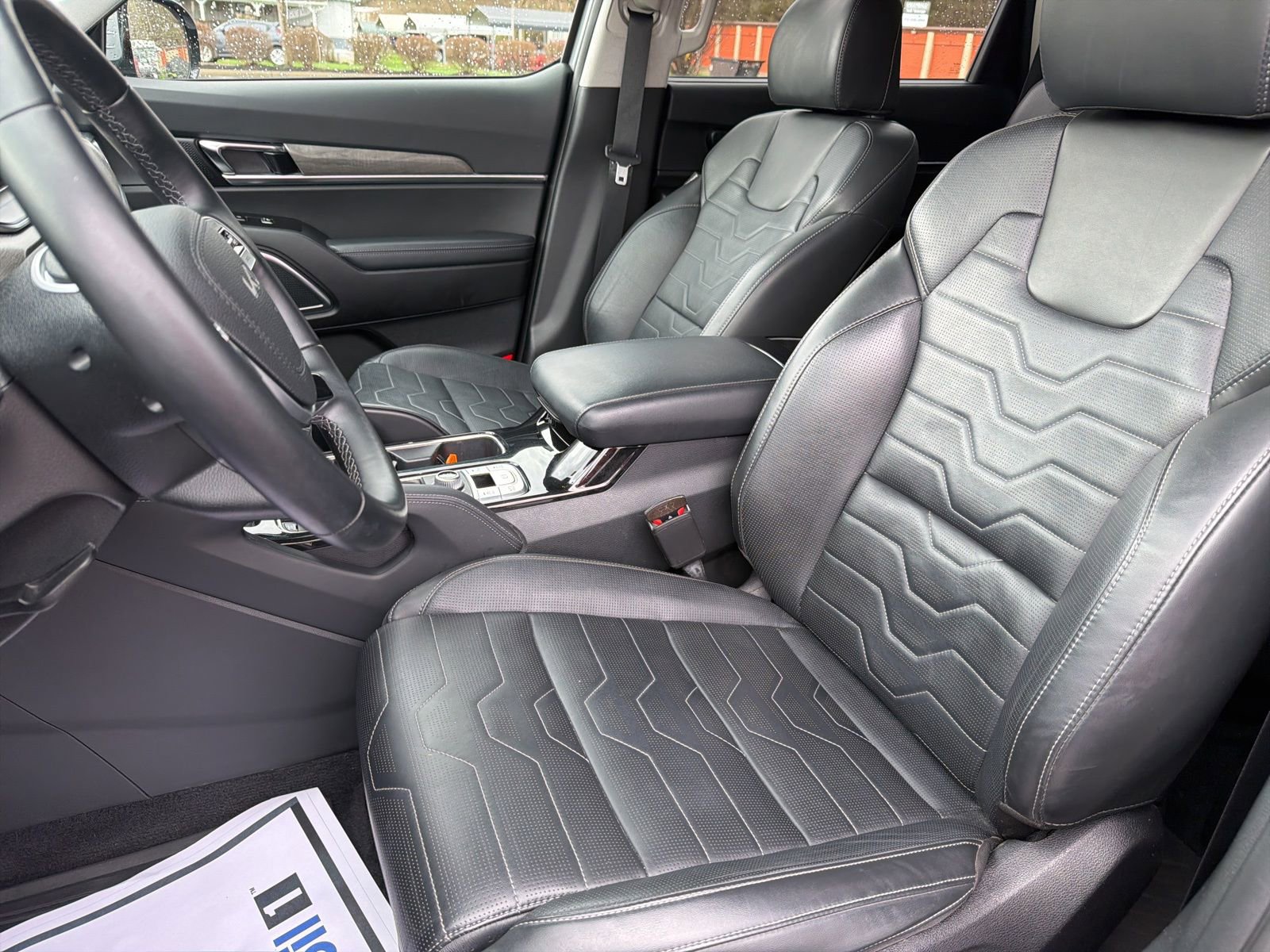 Used 2022 Kia Telluride SX w/ SX Prestige Package image 23