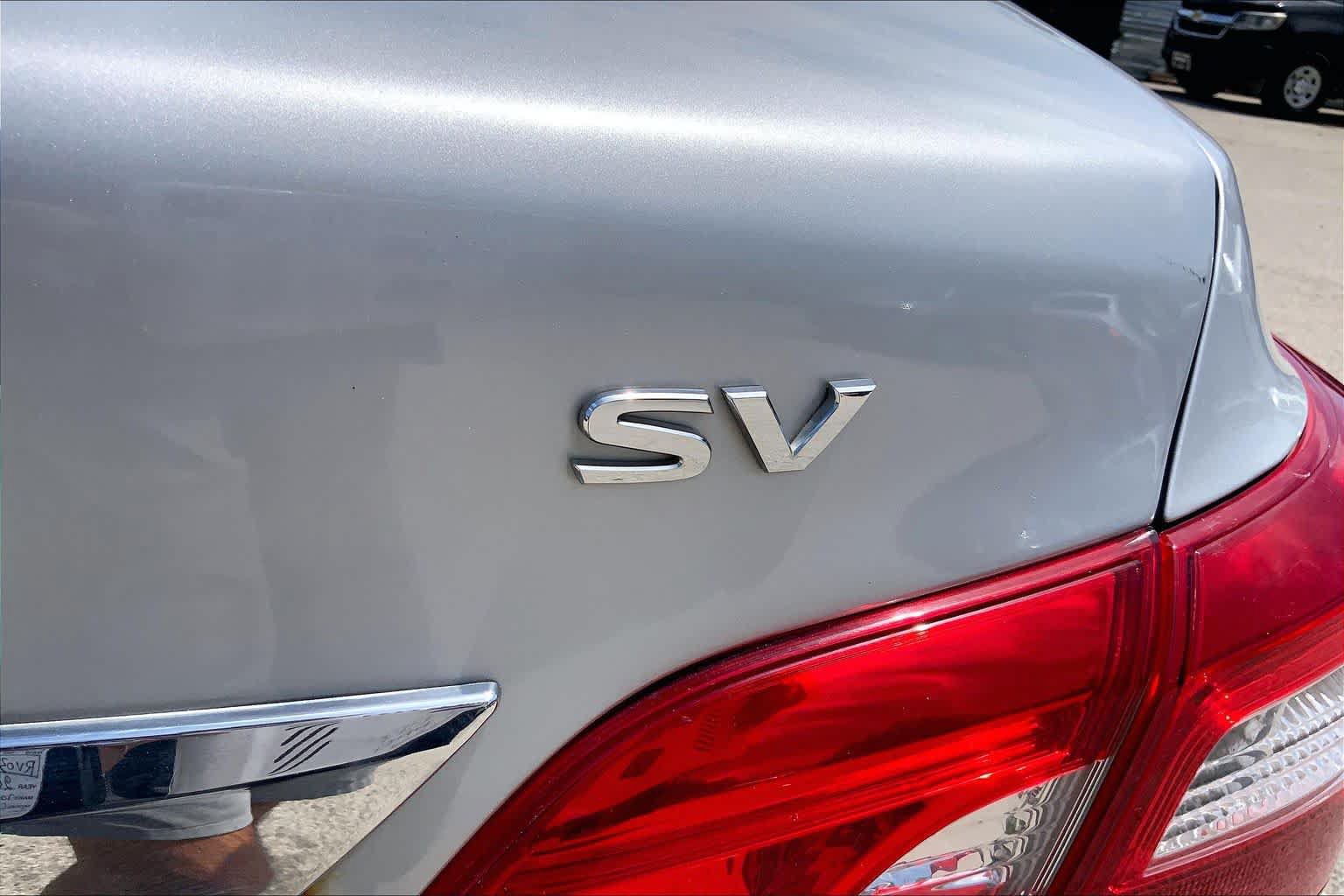 Used 2018 Nissan Sentra SV FWD image 9