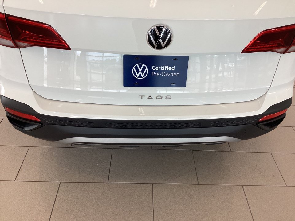 Used 2022 Volkswagen Taos S w/ IQ Drive S Package FWD image 16