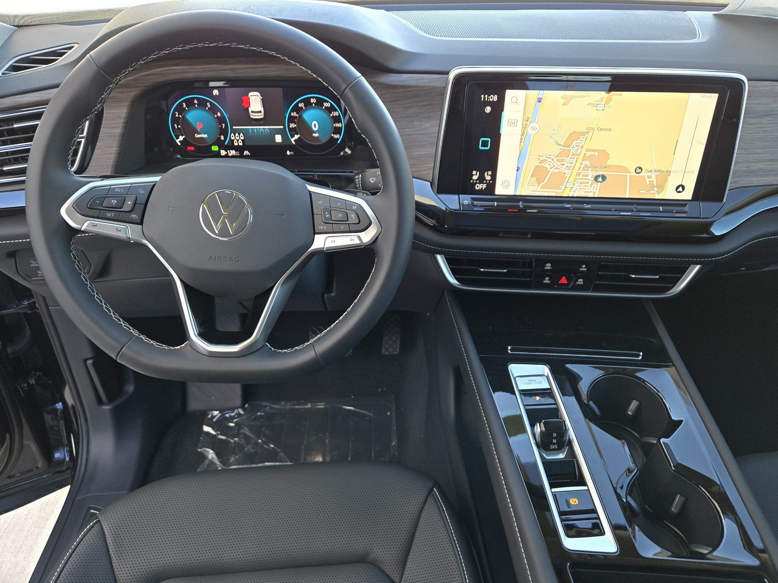 Used 2025 Volkswagen Atlas SEL AWD/4WD image 10