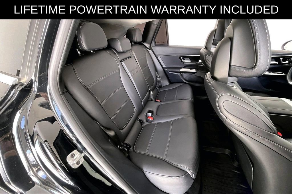 Used 2025 Mercedes-Benz GLC 350e 4MATIC image 35