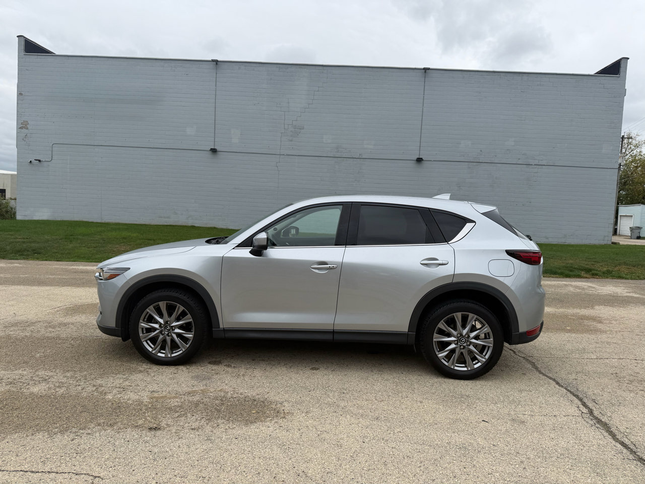 Used 2021 MAZDA CX-5 Grand Touring image 4