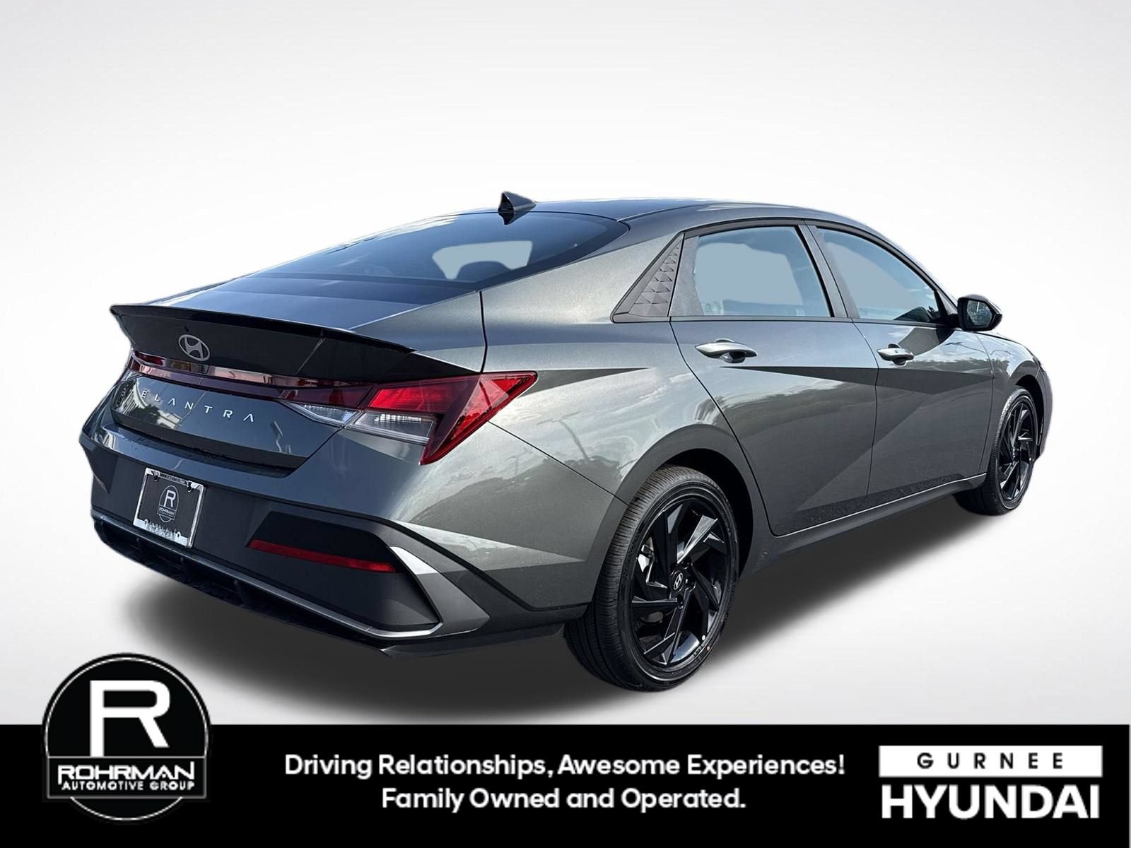 New 2026 Hyundai Elantra SEL Sport FWD image 10