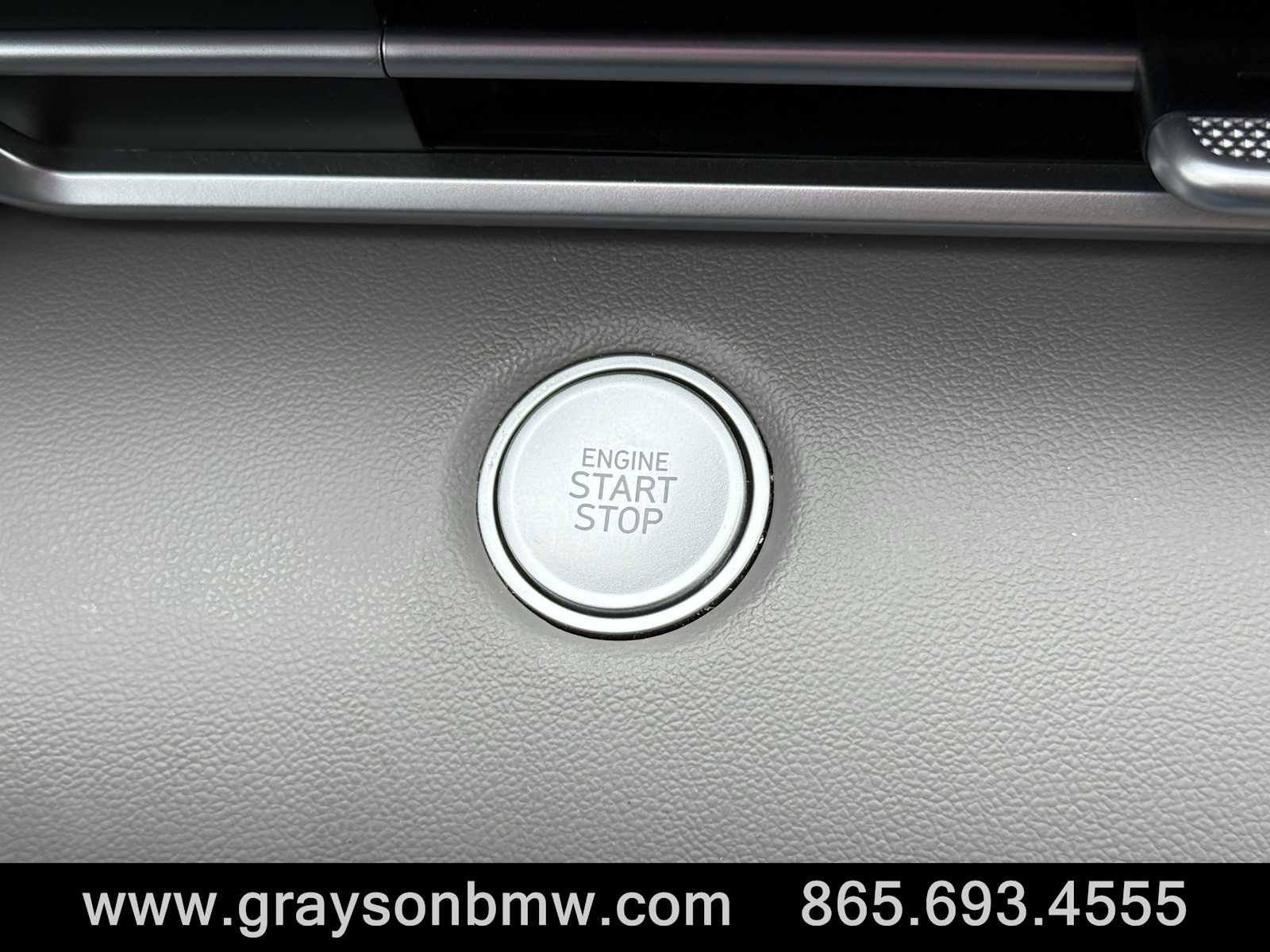 Used 2023 Hyundai Elantra SEL w/ Preferred Accessory Package image 23