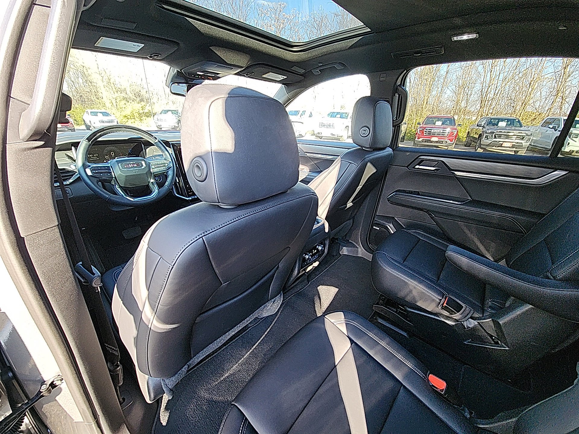 New 2025 GMC Acadia Elevation w/ Super Cruise Package image 28