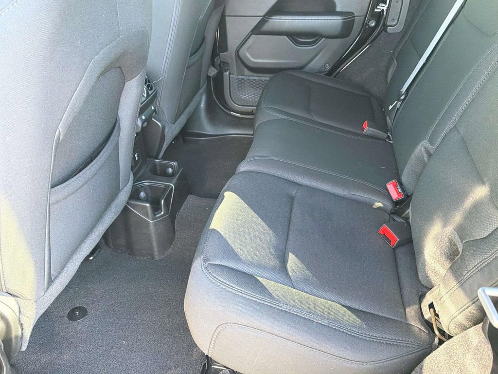 Used 2021 Jeep Wrangler Unlimited Sahara image 30