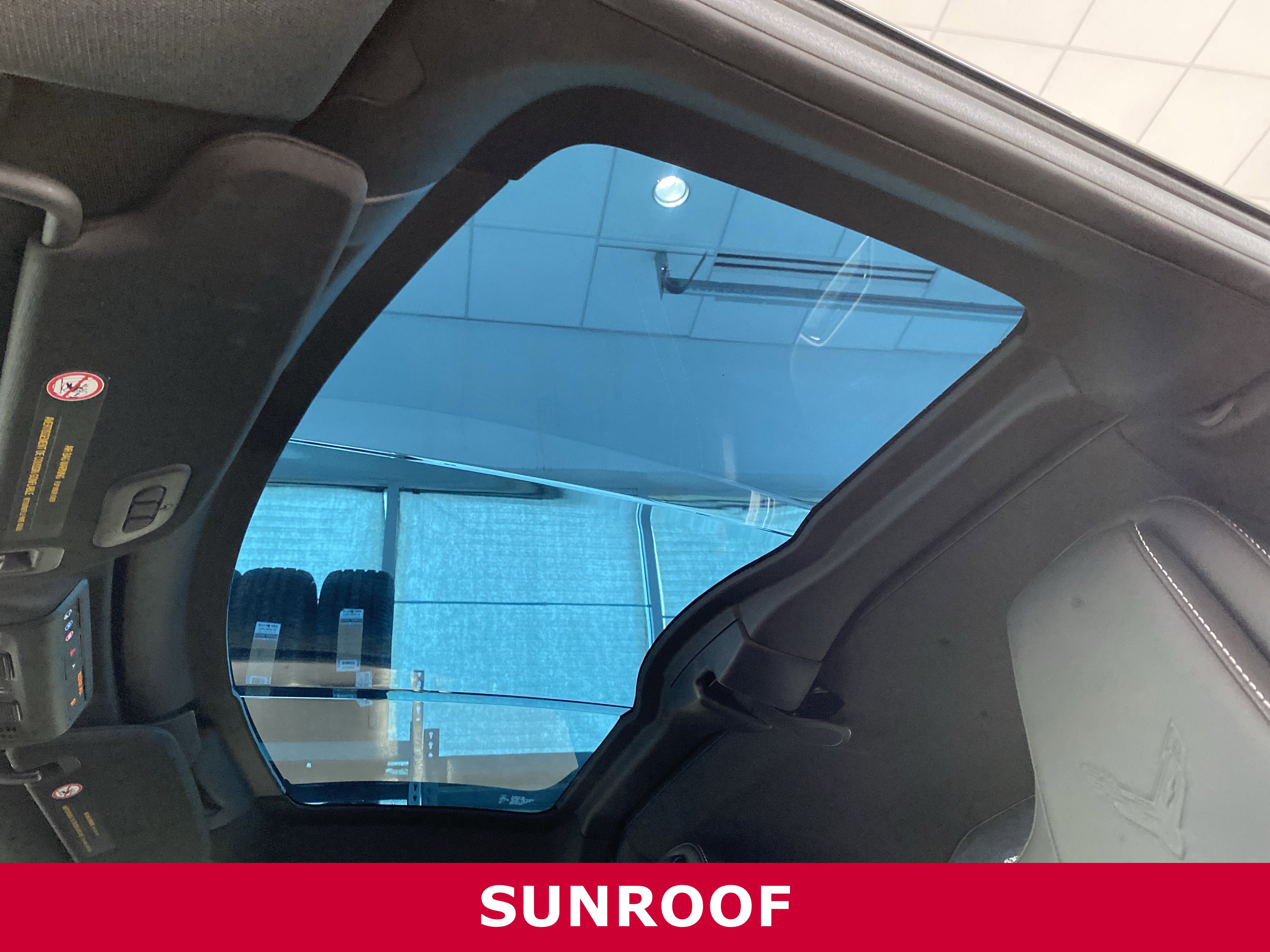 Used 2024 Chevrolet Corvette Stingray Preferred Cpe w/ Battery Protection Package image 20