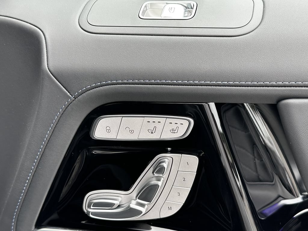 Certified 2025 Mercedes-Benz G 550 image 17