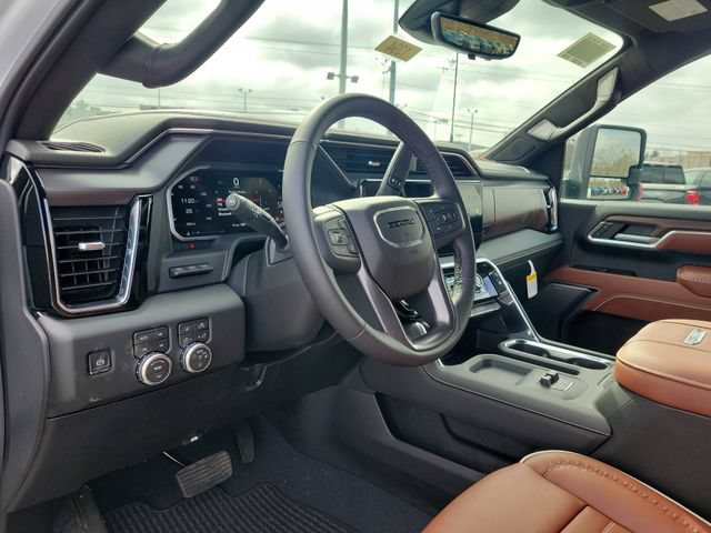New 2026 GMC Sierra 2500 Denali Ultimate w/ LPO, Black Badging Package AWD/4WD image 17