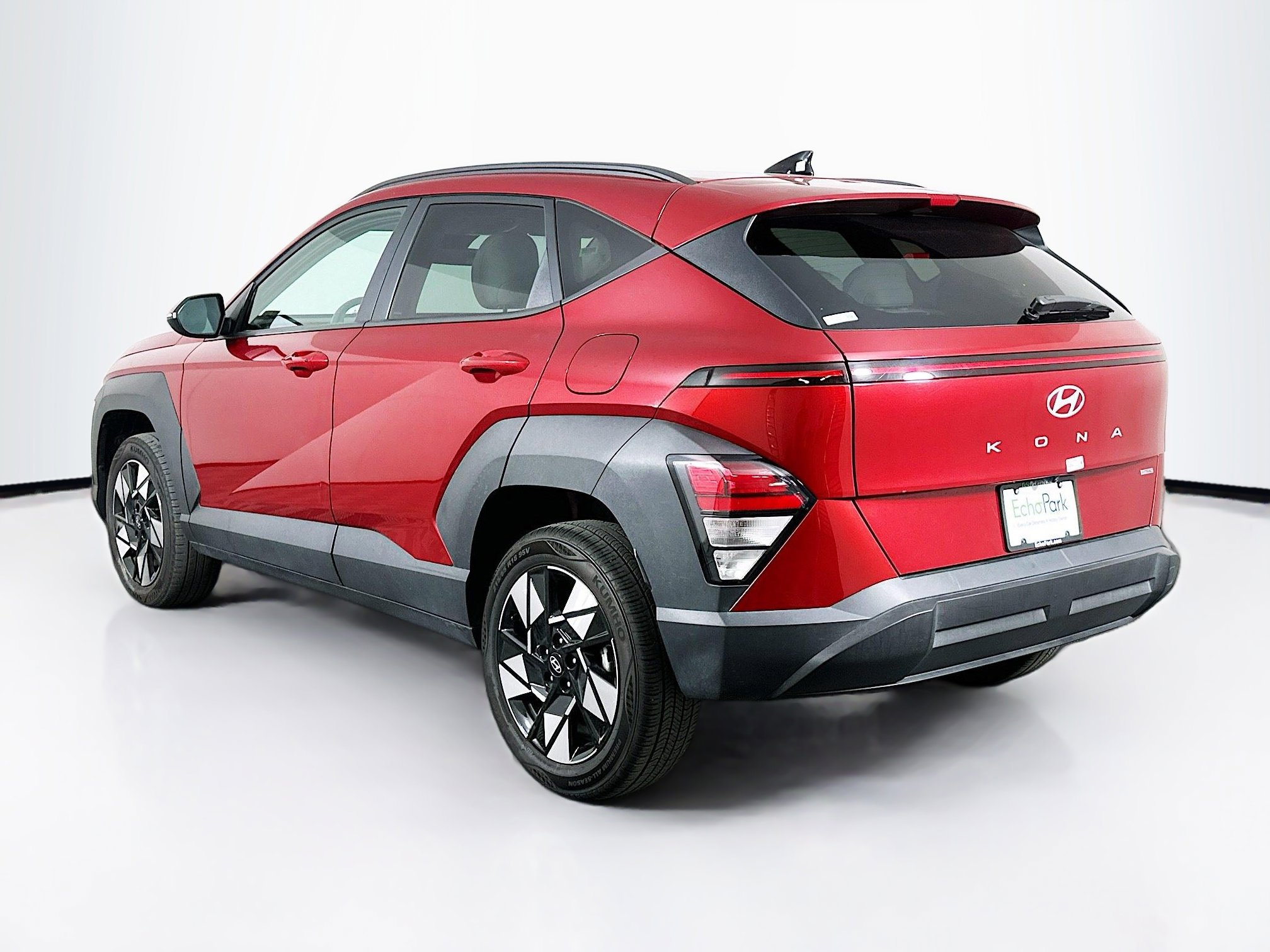 Used 2024 Hyundai Kona SEL image 5
