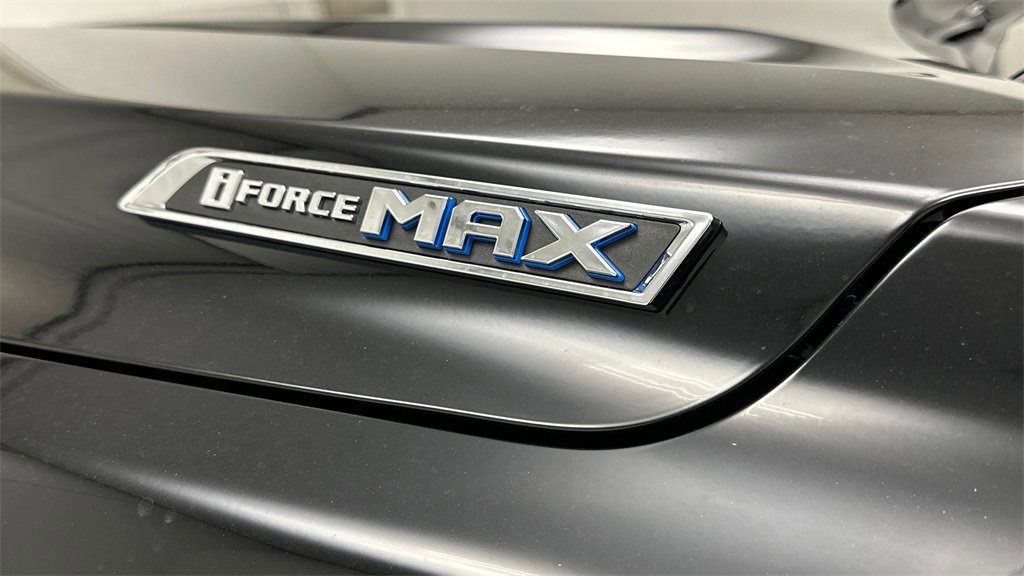 New 2025 Toyota Tundra Platinum image 16