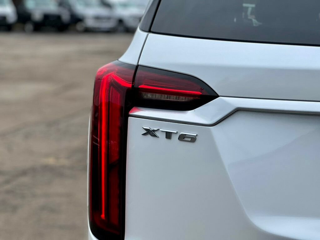 Used 2022 Cadillac XT6 Luxury FWD image 11