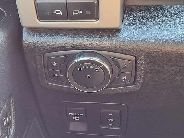 Used 2020 Ford F150 Lariat w/ Equipment Group 502A Luxury image 17