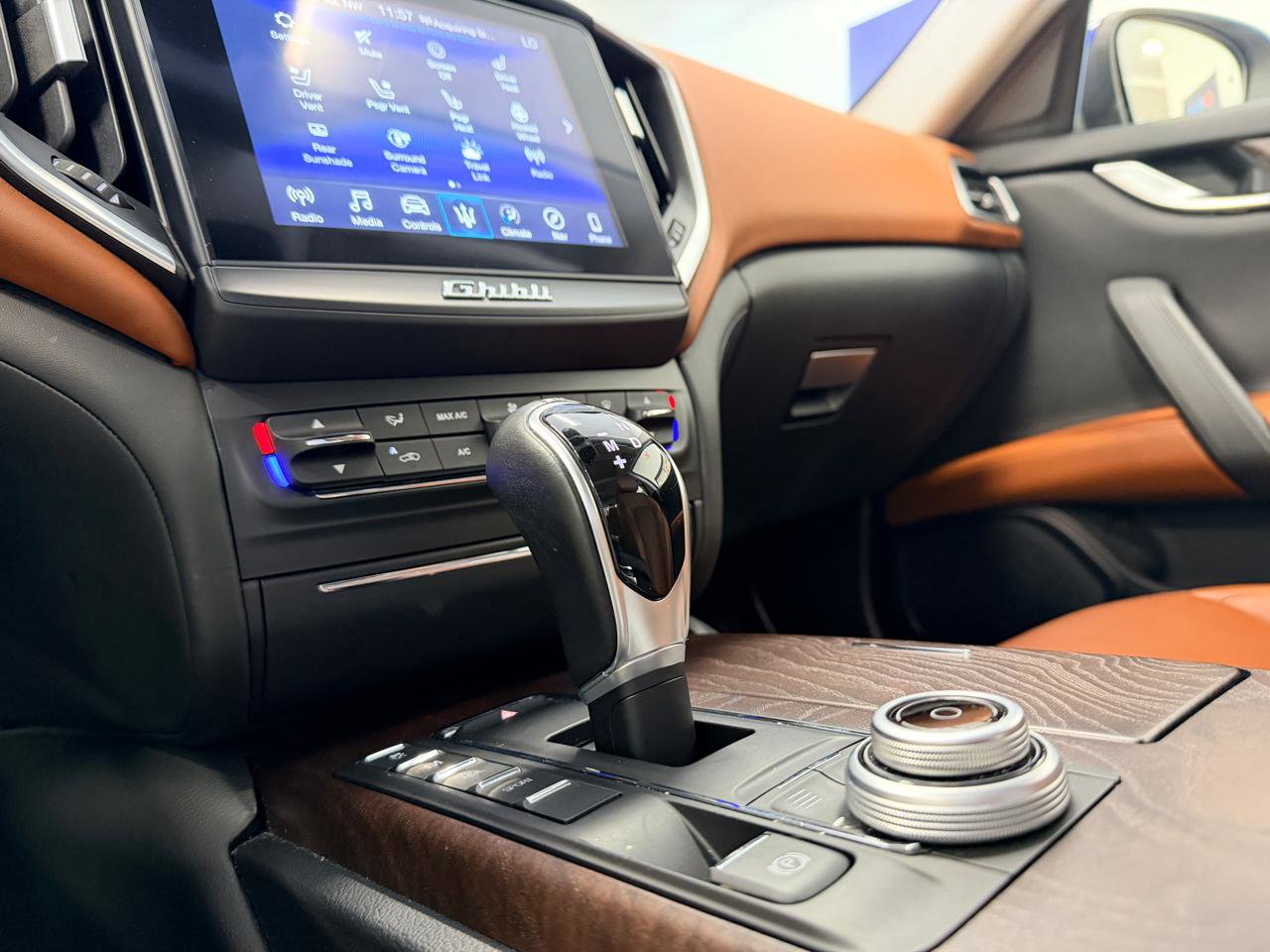 Used 2017 Maserati Ghibli S image 43