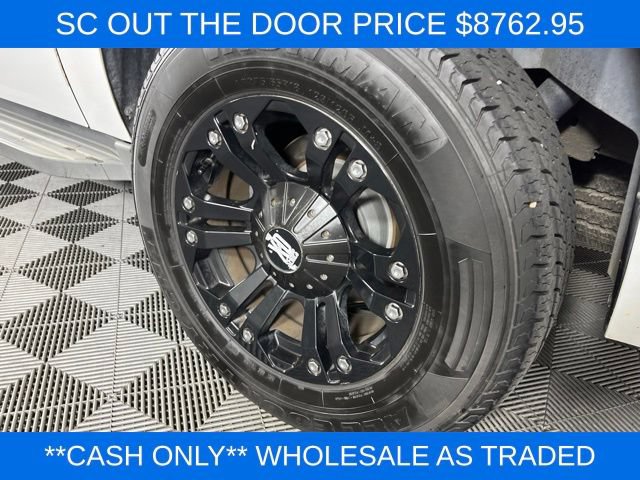 Used 2013 Chevrolet Suburban LT w/ Luxury Package RWD image 11