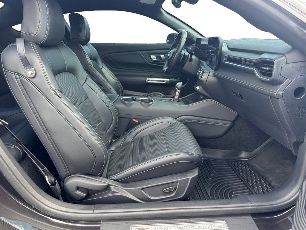 Used 2024 Ford Mustang GT Premium image 15