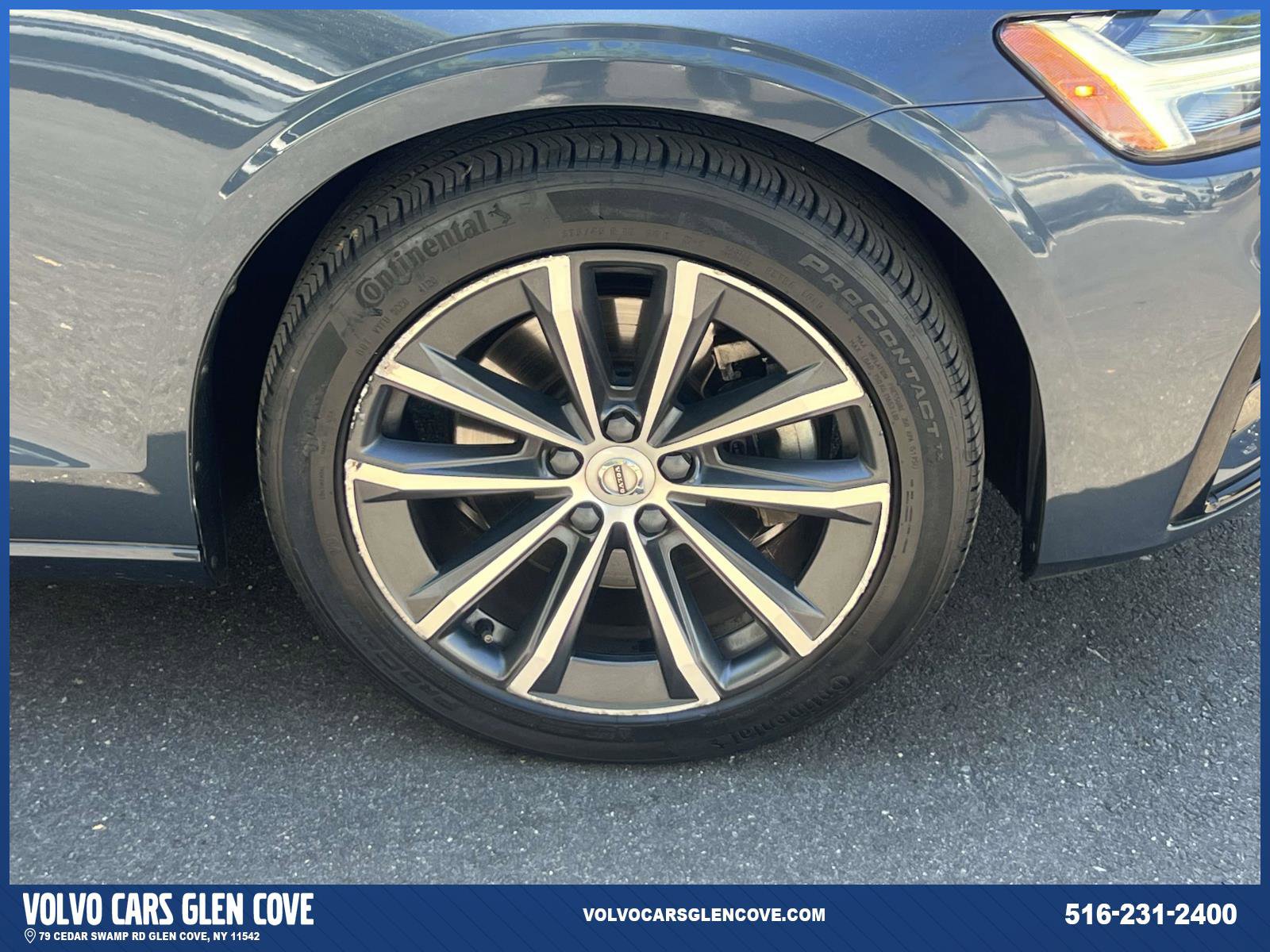 Used 2021 Volvo S60 T5 Momentum w/ Climate Package AWD/4WD image 6