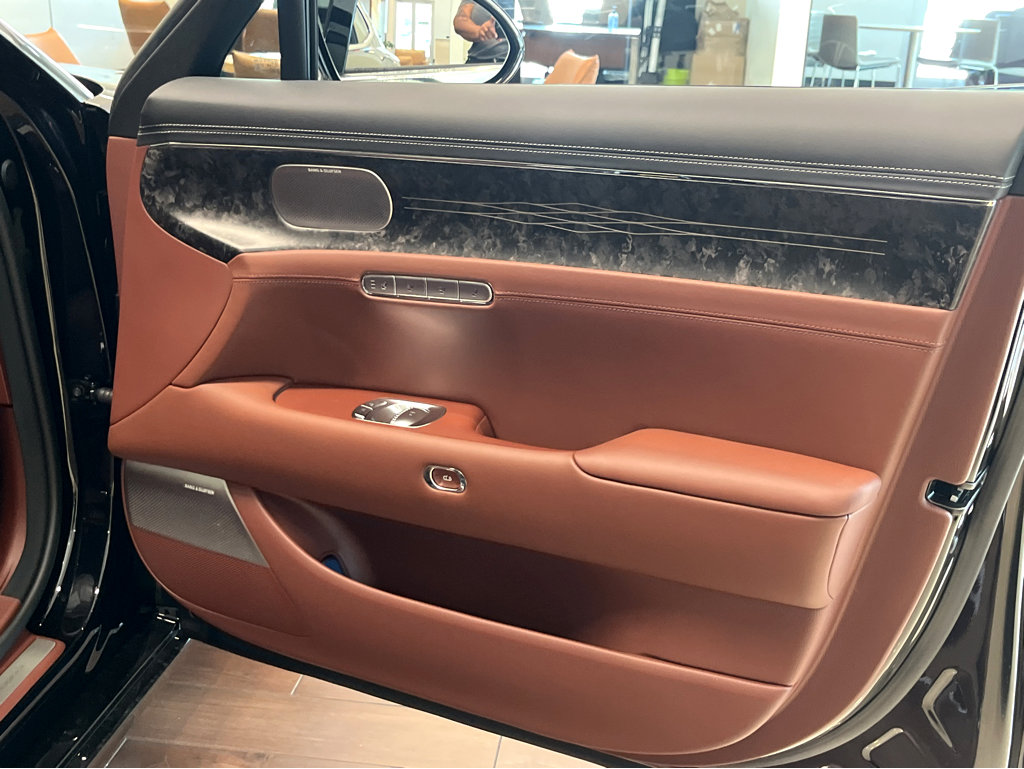 New 2025 Genesis G90 3.5T image 11