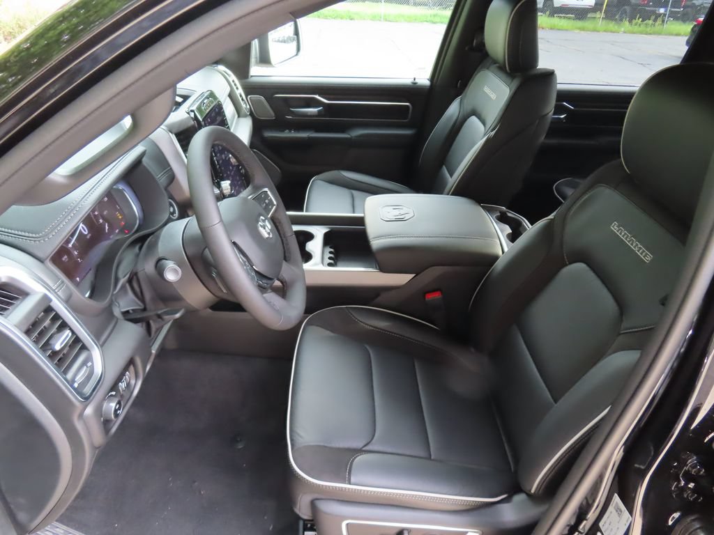 New 2027 RAM 1500 Laramie w/ Night Edition AWD/4WD image 24