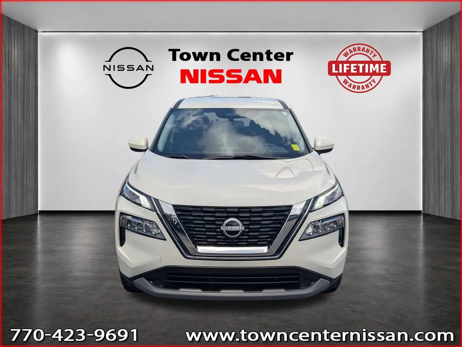 Certified 2023 Nissan Rogue SV FWD image 2