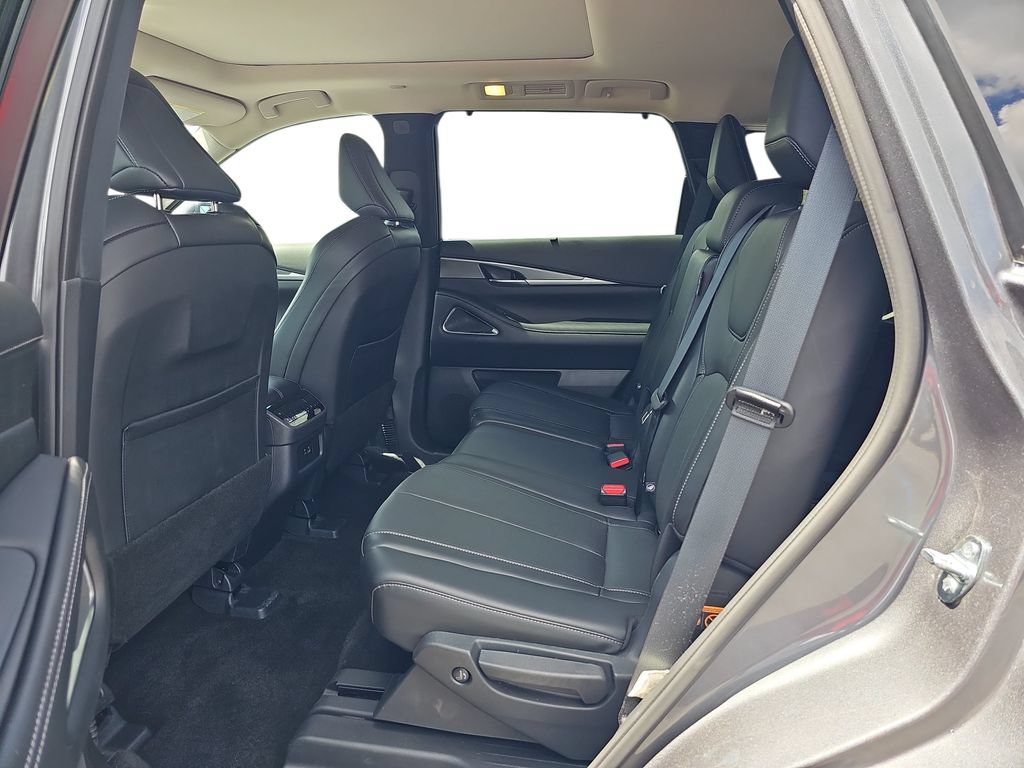 Used 2025 INFINITI QX60 Luxe AWD/4WD image 14