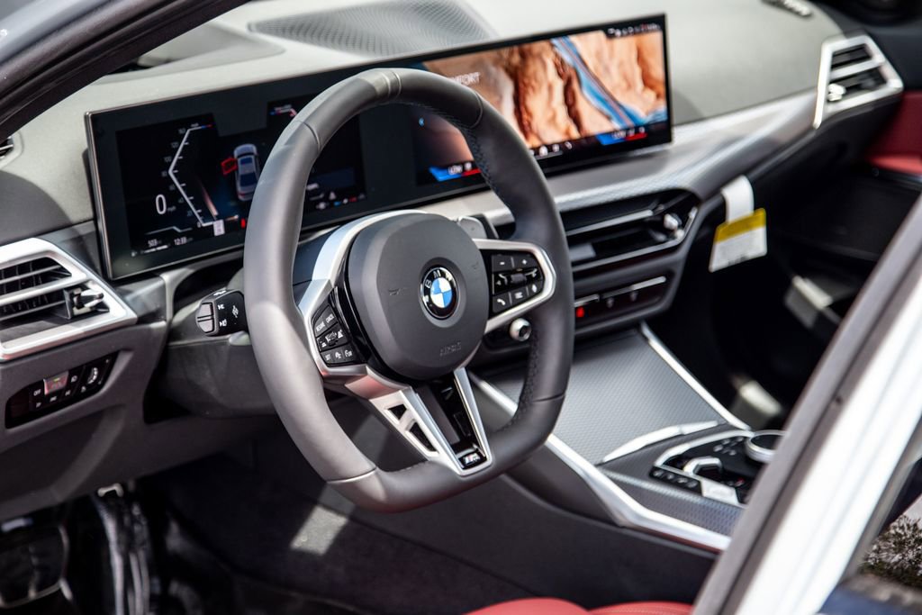 New 2026 BMW 330i xDrive Sedan w/ M Sport Package AWD/4WD image 11