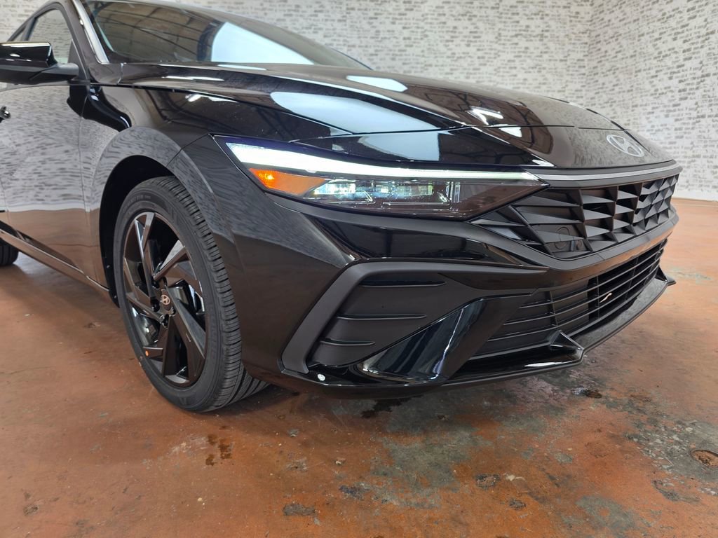 New 2026 Hyundai Elantra Sport w/ Cargo Package FWD image 16