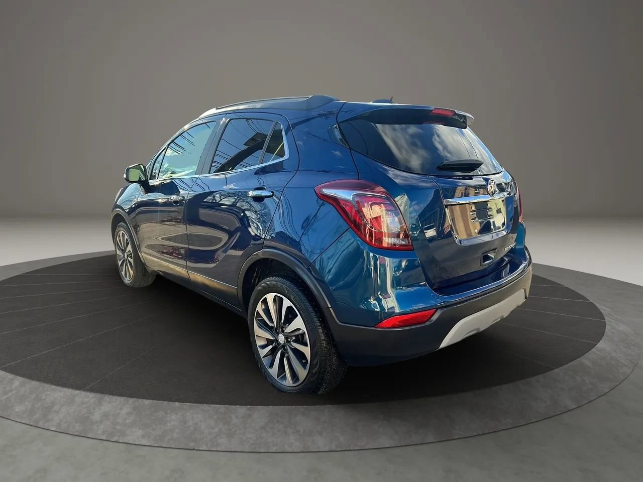 Used 2019 Buick Encore Essence image 7