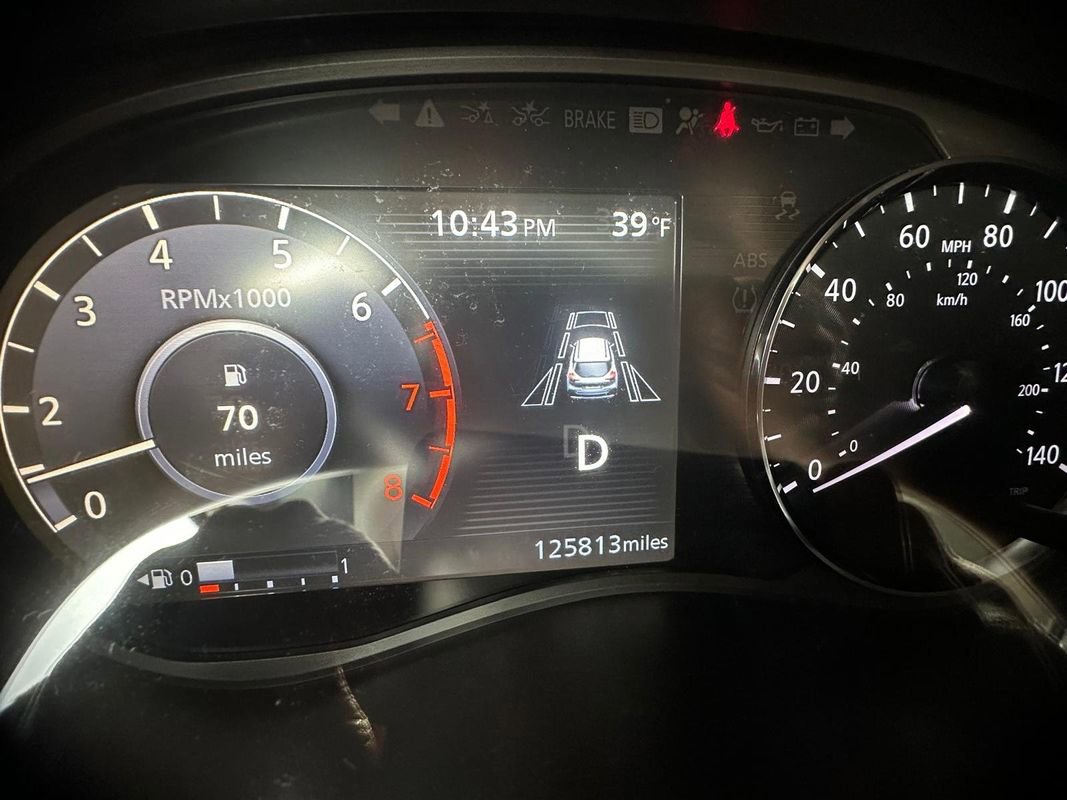 Used 2021 Nissan Kicks SR image 20