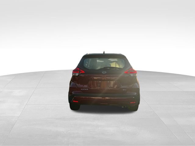 Used 2022 Nissan Kicks SV image 8