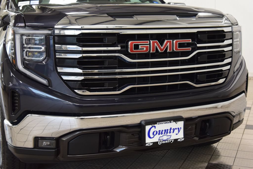Used 2023 GMC Sierra 1500 SLT w/ SLT Premium Package AWD/4WD image 13