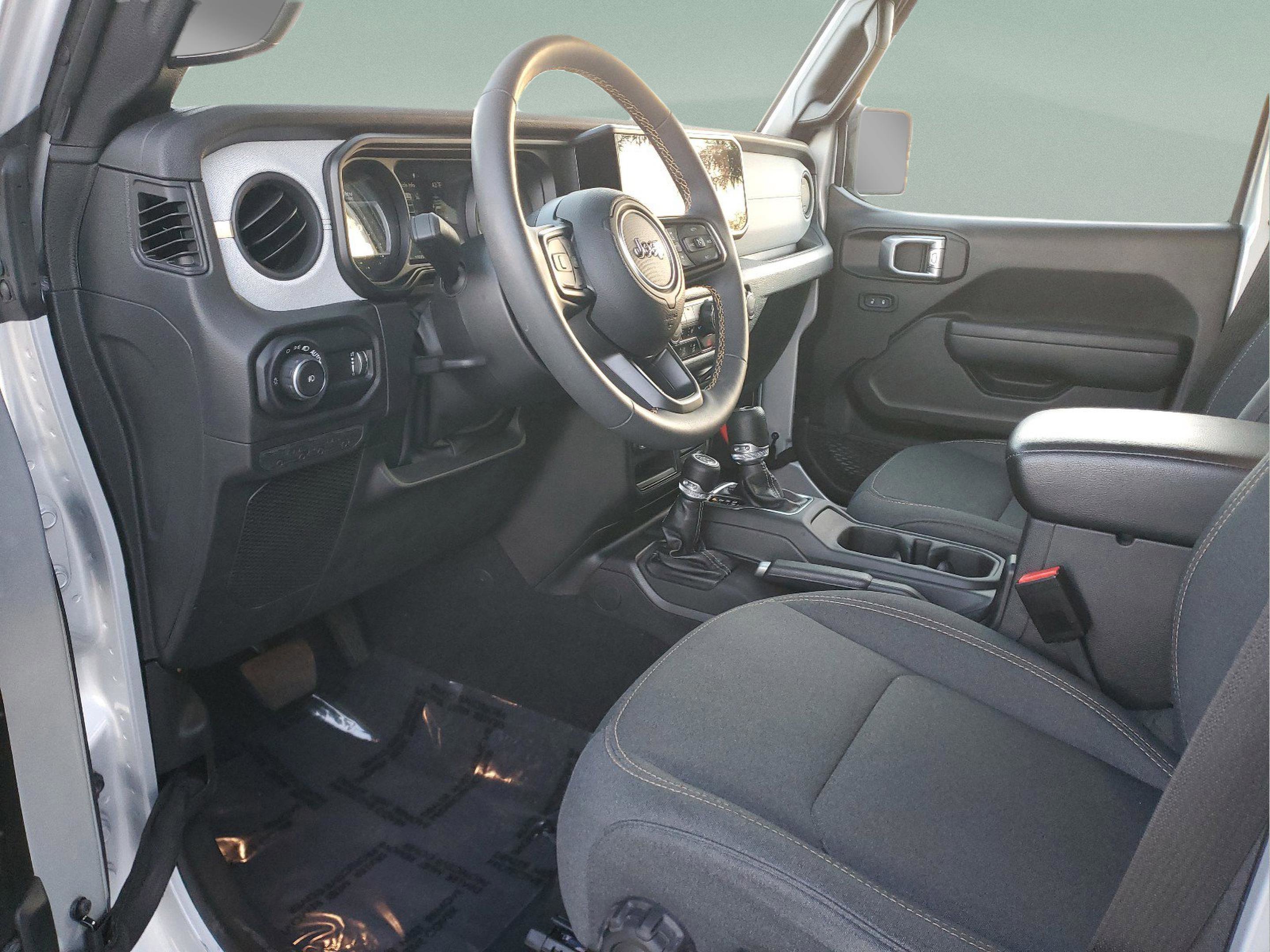 Certified 2024 Jeep Wrangler Sport S image 15