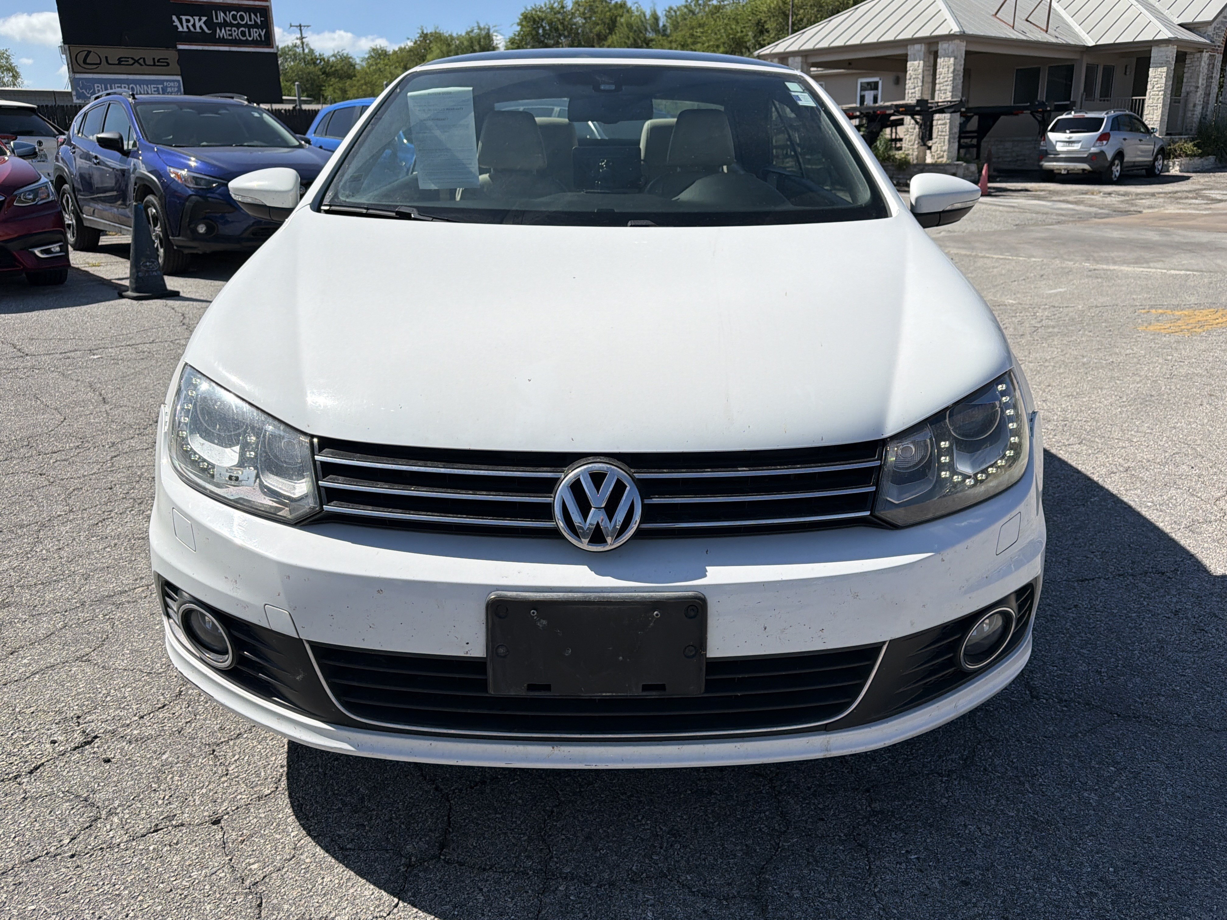Used 2013 Volkswagen Eos Lux FWD image 8