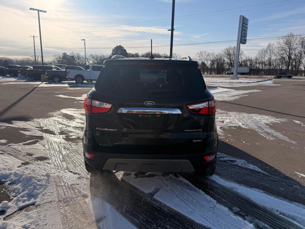 Used 2022 Ford EcoSport Titanium image 4