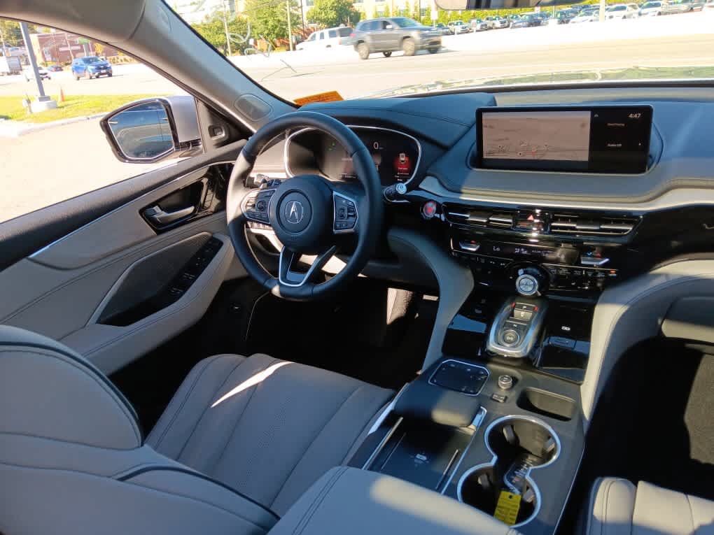 Used 2024 Acura MDX w/ Advance Package AWD/4WD image 19