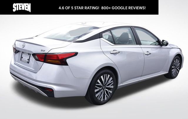 Used 2024 Nissan Altima 2.5 SV image 4