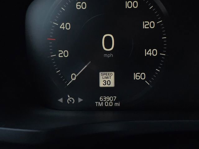 Used 2021 Volvo V60 T5 Cross Country AWD/4WD image 32