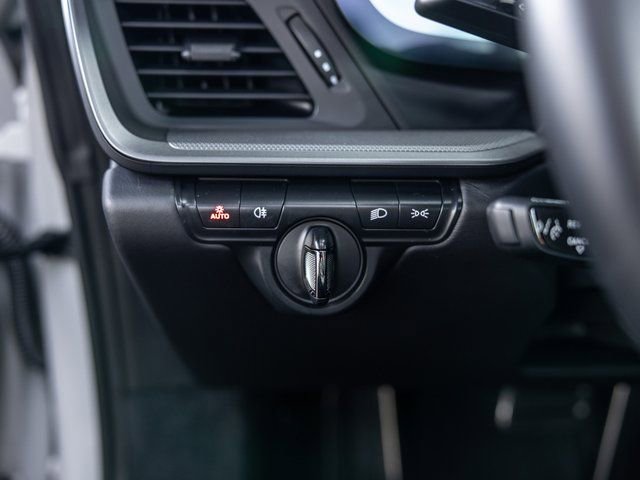 Certified 2022 Porsche 911 Targa 4S w/ Premium Package image 39