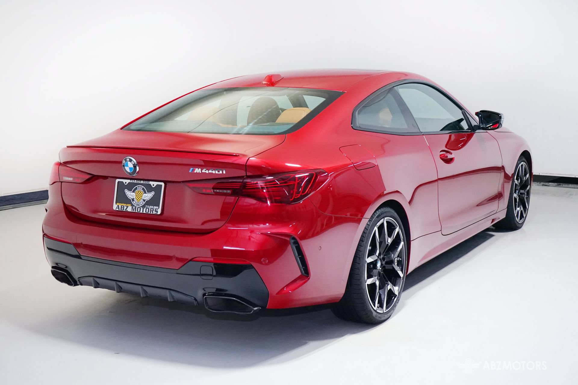 Used 2025 BMW M440i Coupe RWD image 5